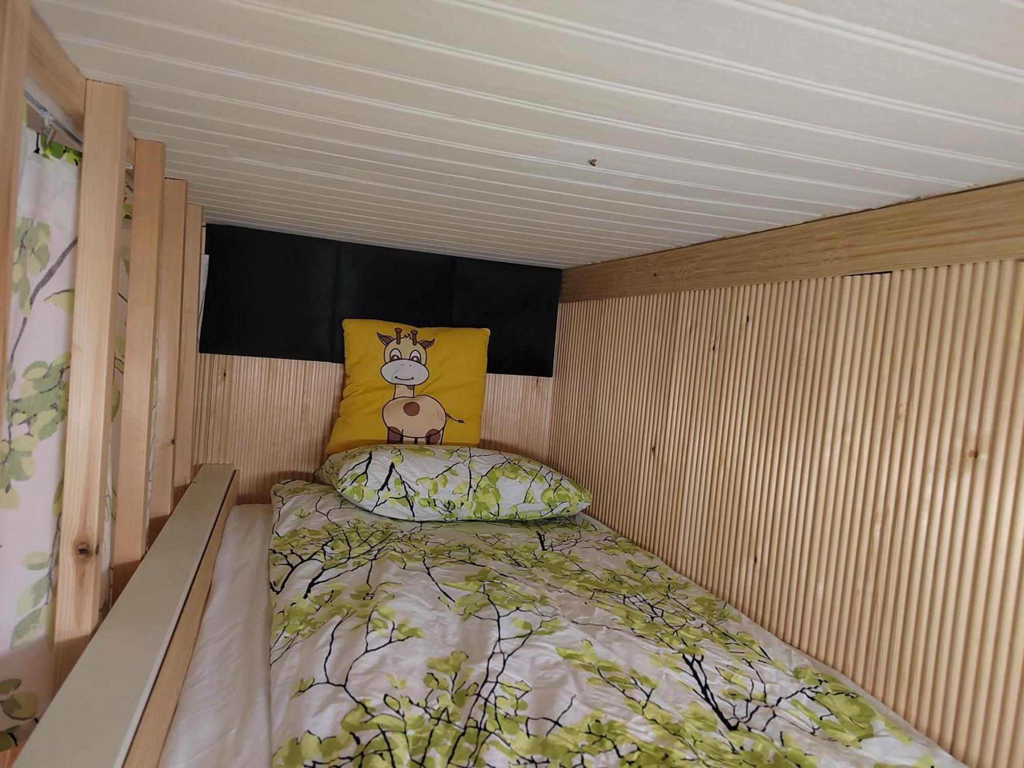 Relax & Recharge - A Unique Suite With A Touch Of Luxury - Hot Tub And Sauna Inspired Decor #Not A Real Sauna# Easy City Access - Direct Train 15 Min To City Helsinki Luaran gambar